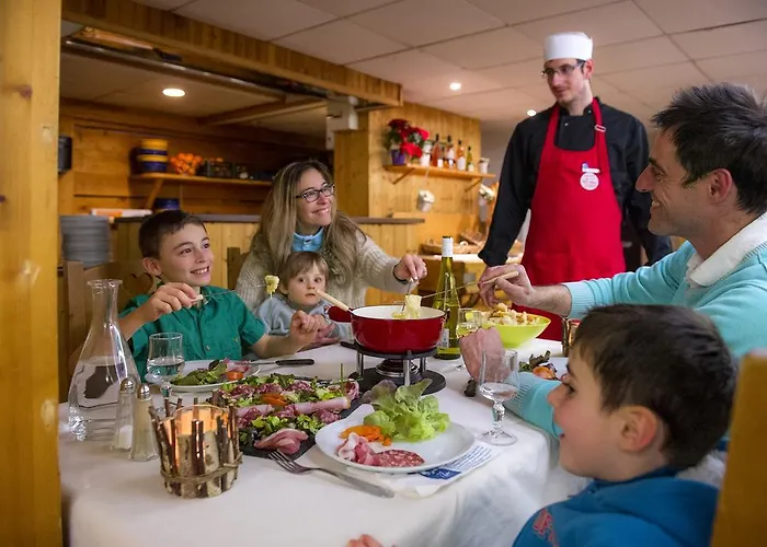 Vtf Les Econtres פארק נופש 3*